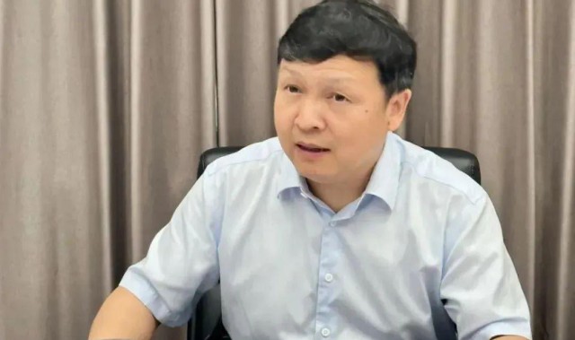 向恒，跨省履新